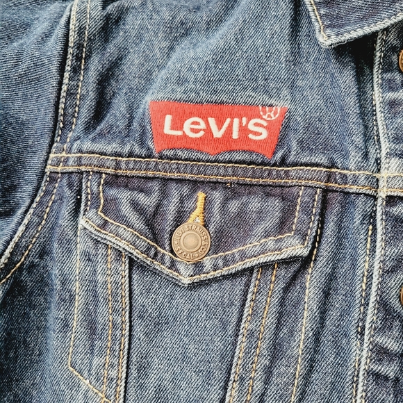 Levi's denim jacket - Picture 7 of 7
